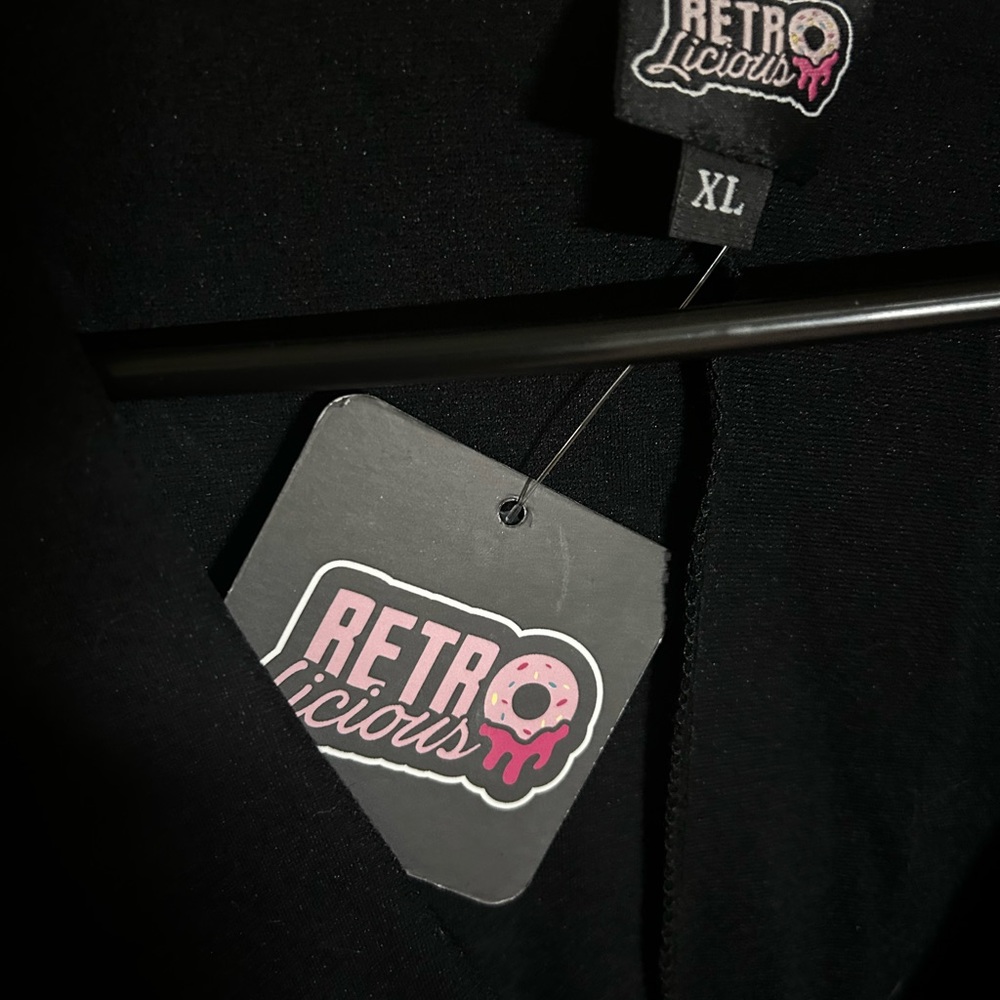 Retrolicious Black Midi Dress with Capelet - Picture 4 of 5